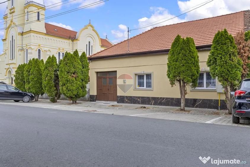 Casă cu 3 camere cu Teren 435 Mp în Ultracentral
