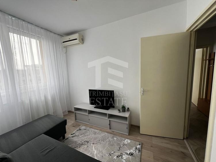 Apartament cu 3 camere semidecomandat, mobilat în Drumul Taberei