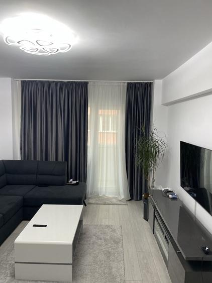 Apartament cu 2 camere semidecomandat în Moșilor