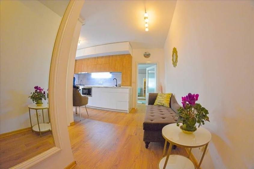 Apartament cu 2 camere decomandat, mobilat în Lidia
