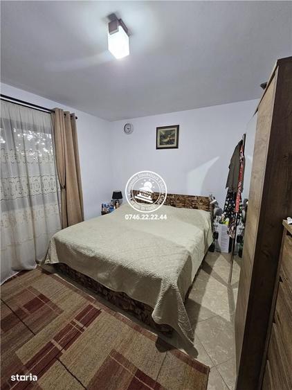 Casă cu 4 camere în Aroneanu