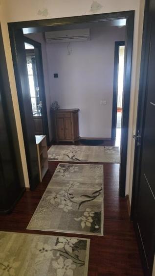 Apartament cu 3 camere decomandat, mobilat în Tomis III