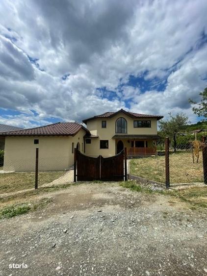 Casa ecologica din beton de canepa, 200 mp, 11 arii teren, zona Tautii - 8
