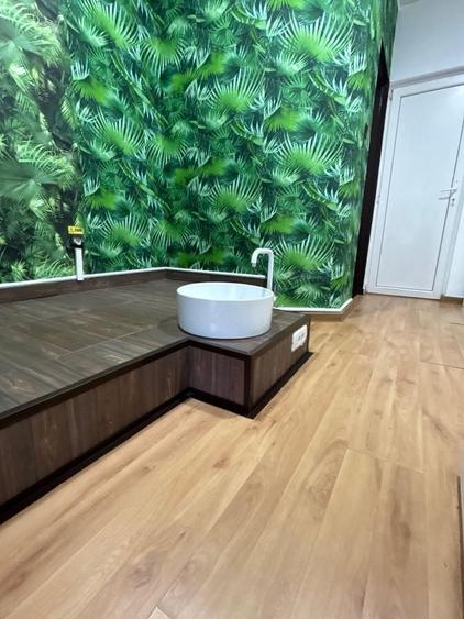 Spațiu comercial, de 30 mp, în Central