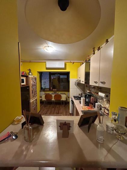 Apartament cu 3 camere în Far