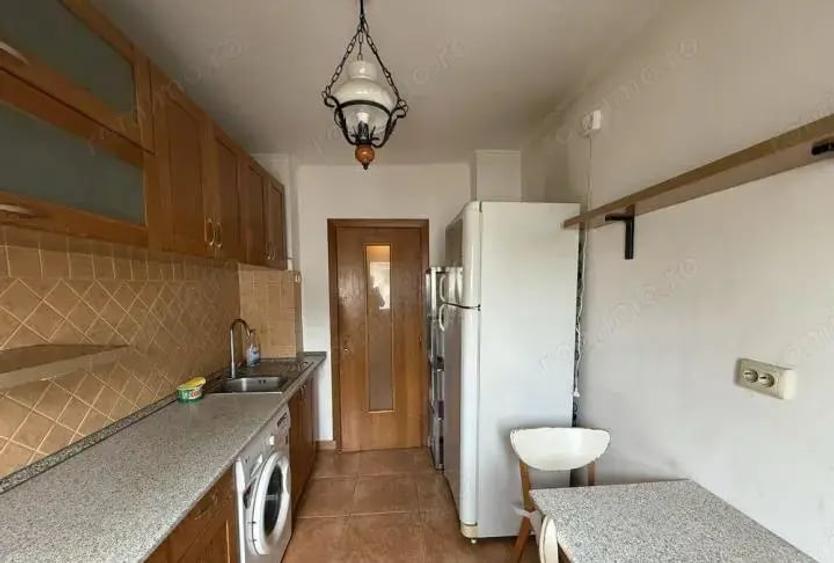 Apartament cu 2 camere decomandat în Tineretului