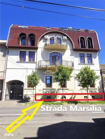 Spațiu comercial, de 99 mp, în Central