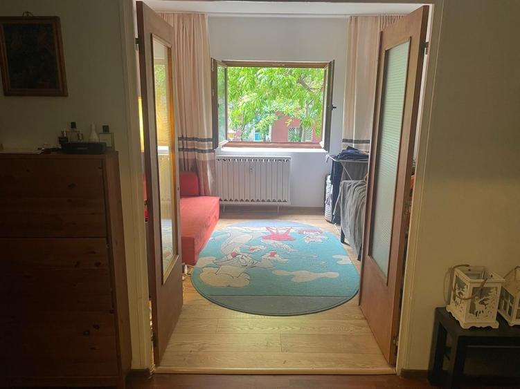 Apartament cu 4 camere decomandat în 13 Septembrie