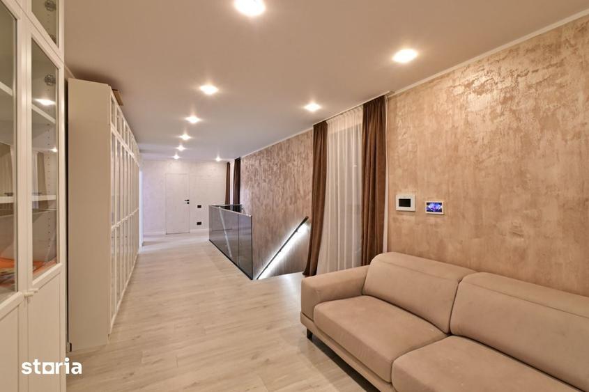 Casă cu 6 camere decomandat cu Teren 1200 Mp în Giroc