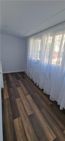 Apartament cu 3 camere decomandat, mobilat în Lipovei