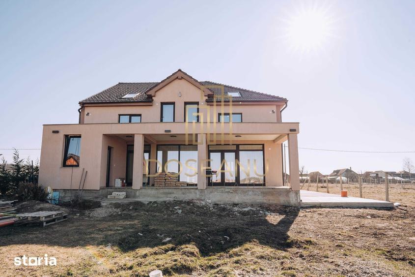 Casă cu 4 camere cu Teren 951 Mp în Oșorhei