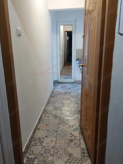 Garsonieră decomandată în Micro 19