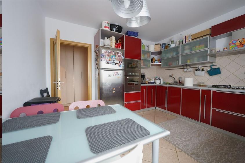 Casă individuală cu 5 camere cu Piscina în Pipera