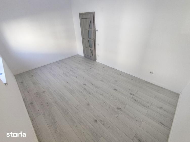 Apartament cu 3 camere decomandat în Tineretului