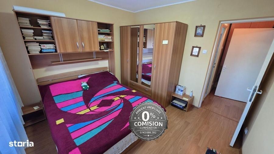 Apartament cu 2 camere semidecomandat, mobilat în Central