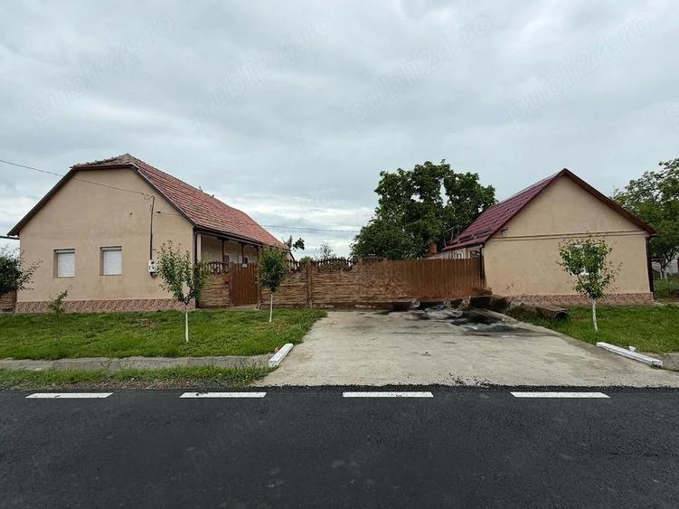 Vand casa localiatea Hernecova jude?Timi? - 2