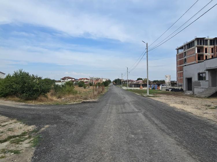 Teren Construcții intravilan de 550 mp, în Periferie