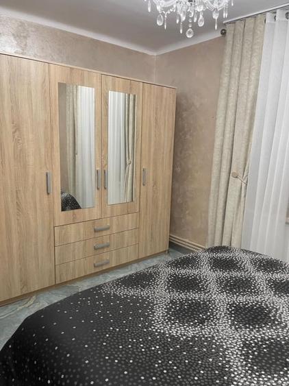 Apartament cu 3 camere semidecomandat, mobilat în Ultracentral