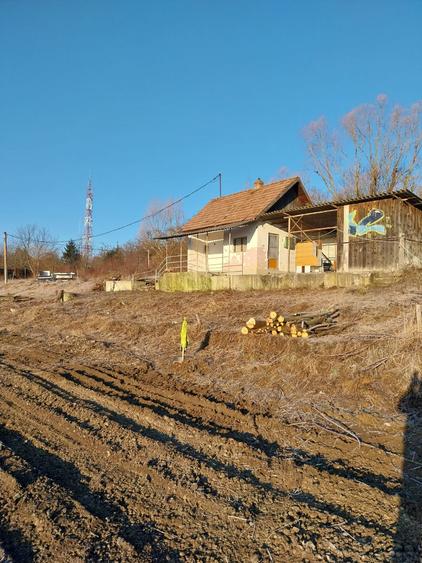 Teren agricol intravilan de 950 mp, în Cornișa