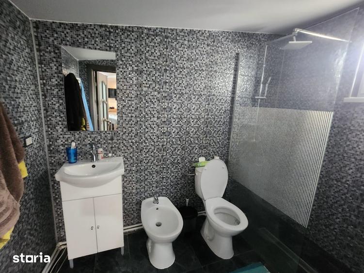 Casă cu 4 camere cu Teren 1000 Mp în Șerbănești