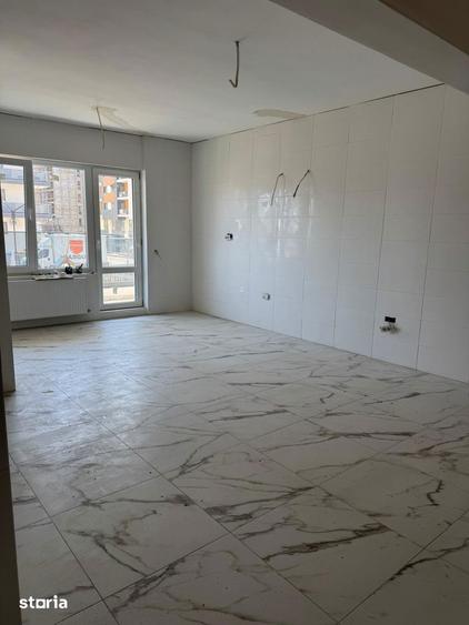 Apartament cu 2 camere decomandat în Apărătorii Patriei