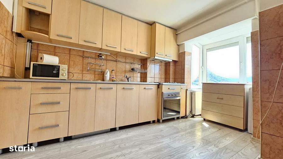 Apartament cu 3 camere în Centrul Civic