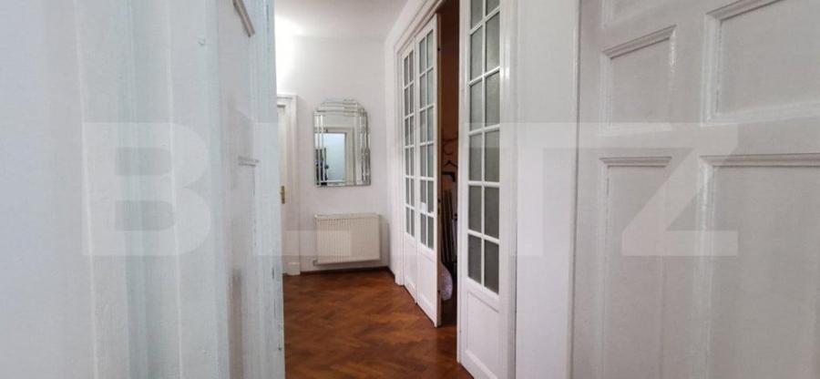 Casă cu 5 camere cu Teren 760 Mp în Central
