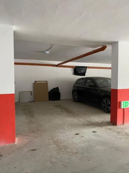 Apartament cu 3 camere semidecomandat, mobilat în Florești