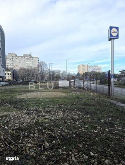 Teren de 2114 mp, în Central