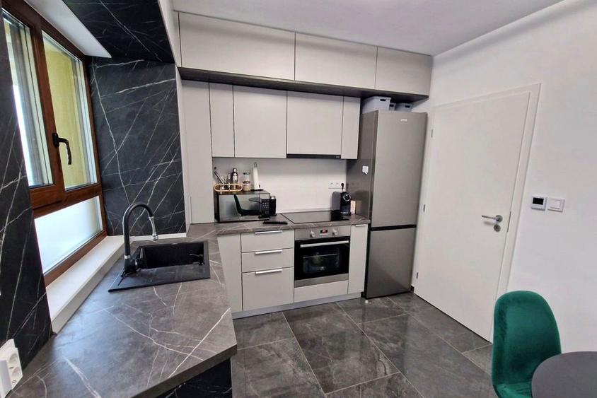 Duplex cu 3 camere cu Canalizare în Giroc