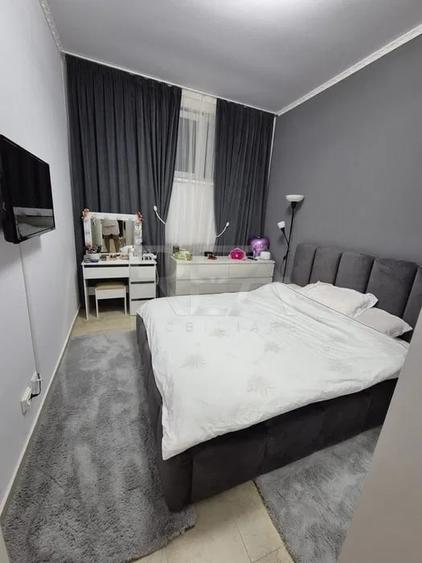 Apartament cu 3 camere semidecomandat, mobilat în Timișoara
