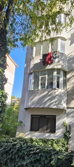 Apartament cu 2 camere decomandat în Sârbi