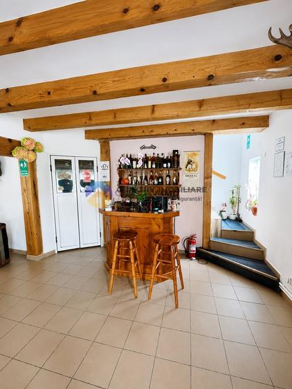 Casă individuală cu 6 camere cu Teren 2088 Mp în Hârtop