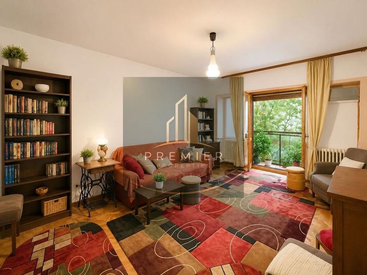 Apartament cu 3 camere decomandat în Splaiul Unirii