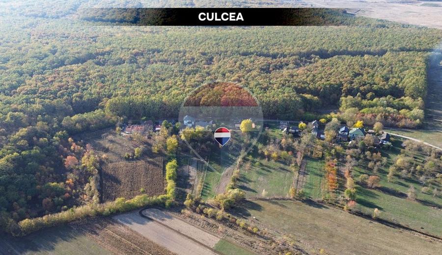 Teren Construcții intravilan de 2467 mp, în Culcea