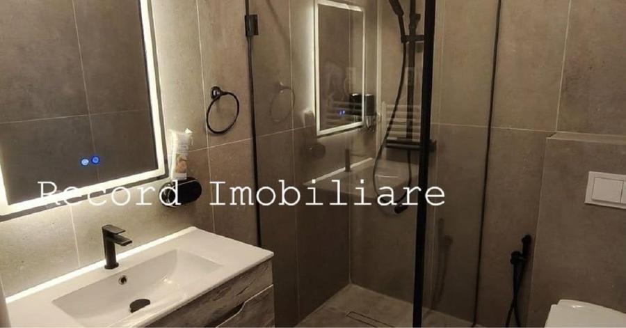 Apartament cu 2 camere semidecomandat în Aurel Vlaicu