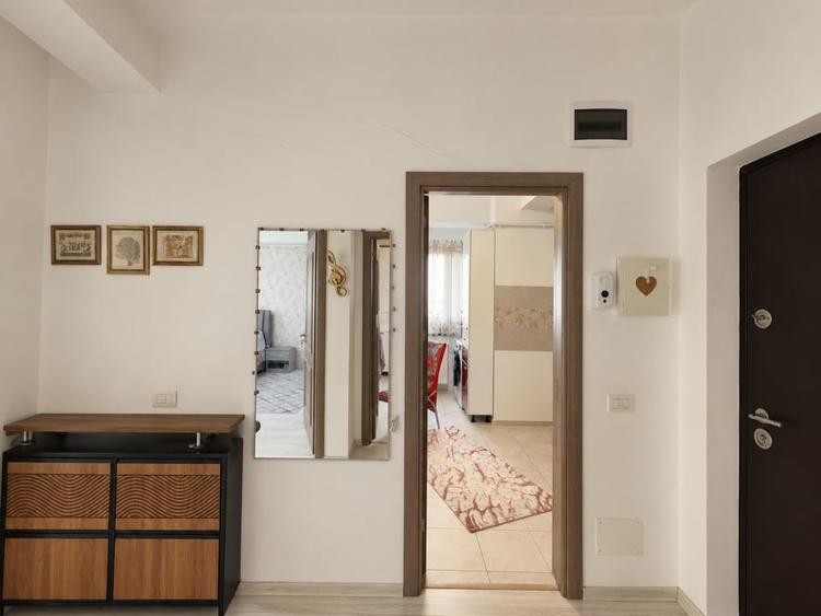 Apartament cu 2 camere decomandat, mobilat în Energia