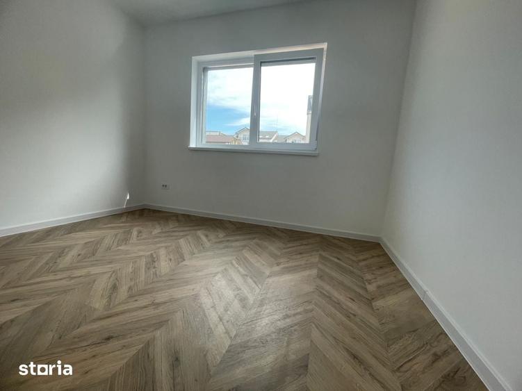 Apartament cu 3 camere în Rediu