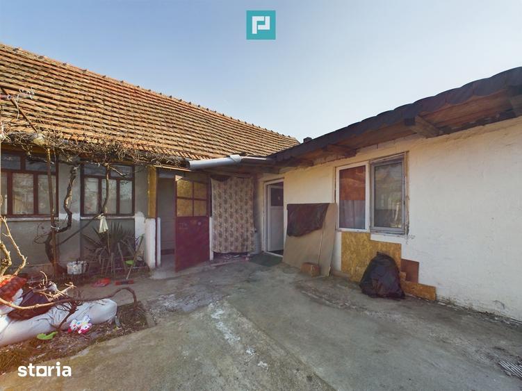 Casă cu 5 camere cu Teren 3140 Mp în Tormac