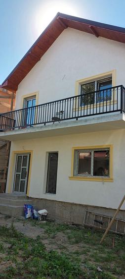 Casă cu 4 camere în Kamsas