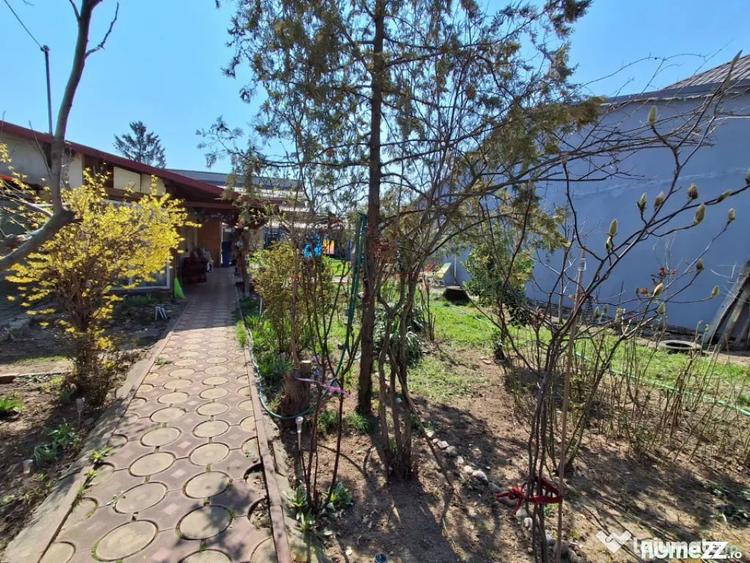 Casă cu 3 camere cu Teren 450 Mp în Mihai Bravu