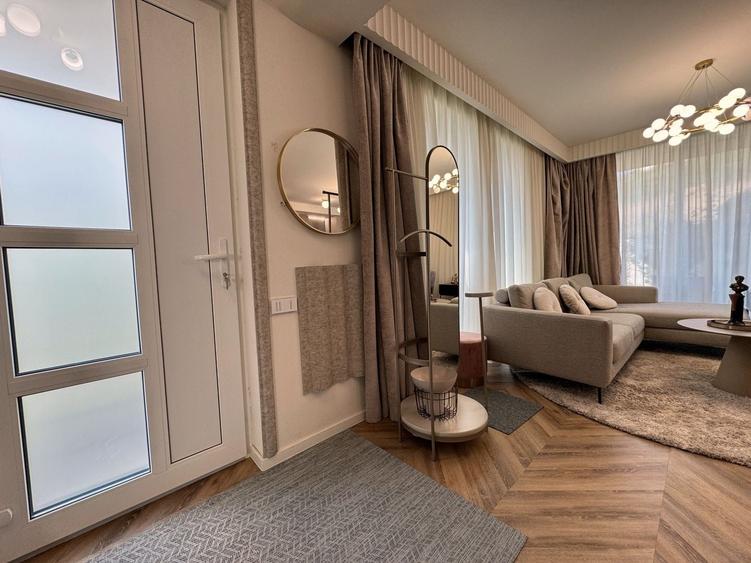 Duplex cu 5 camere cu Canalizare în Florești