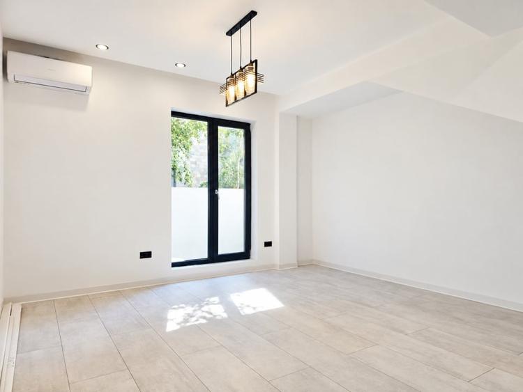 Apartament cu 2 camere semidecomandat în Otopeni