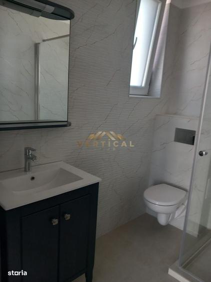 Casă cu 3 camere în Dobreni