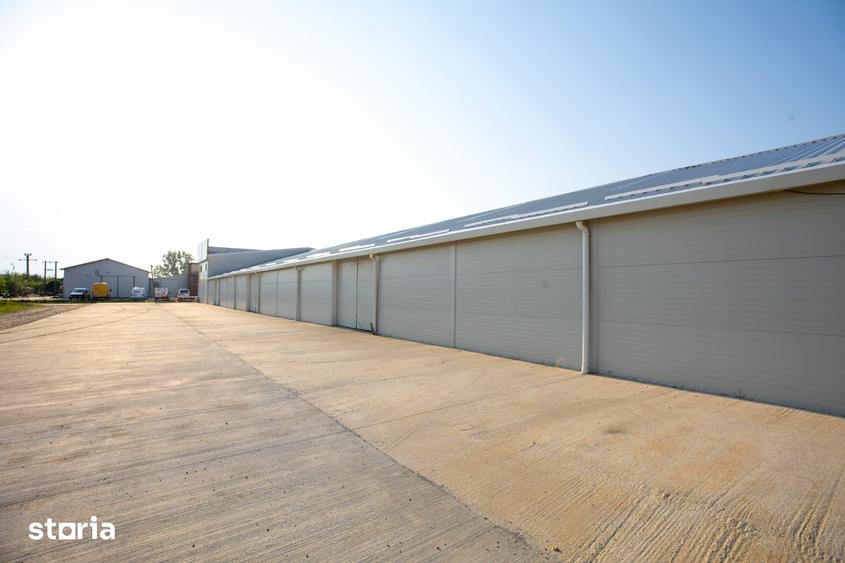 Spațiu comercial, de 1,600 mp, în Industrială
