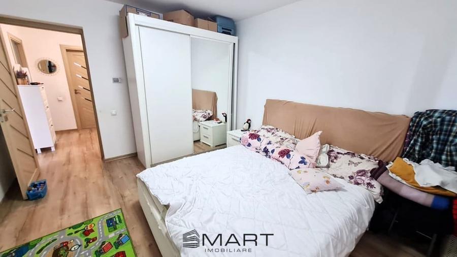 Apartament cu 3 camere decomandat, mobilat în Sud