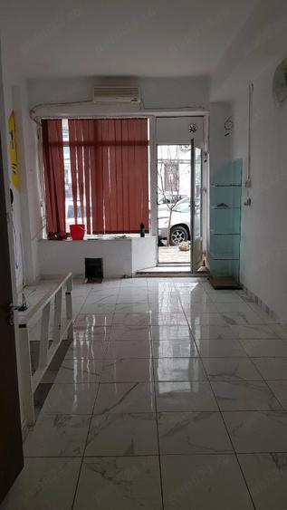 Spațiu comercial, de 56 mp, în Central