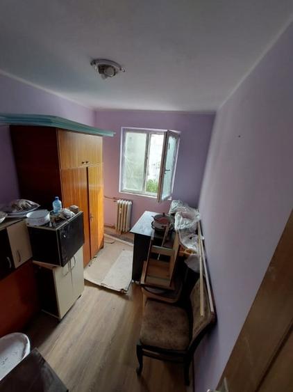 Apartament cu 3 camere nedecomandat în Tomis Nord