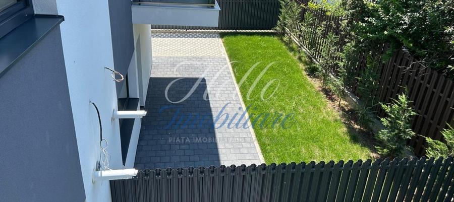 Duplex cu 4 camere cu Canalizare în Florești