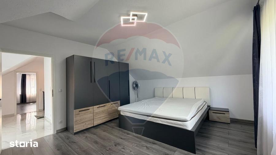 Casă cu 3 camere cu Teren 430 Mp în Central